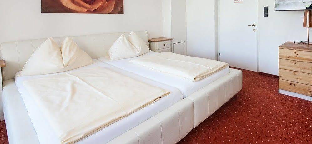 Hotel Lokomotive Linz Dış mekan fotoğraf